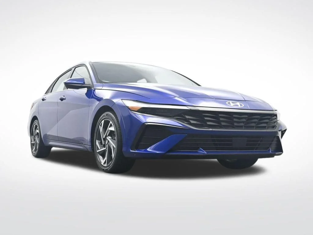 Used 2025 Blue Hyundai SEL Convenience image 31