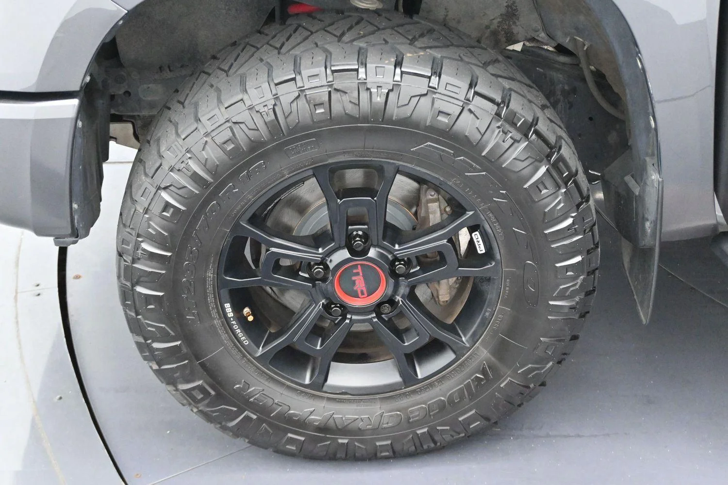 Used 2020 Magnetic Gray Metallic Toyota SR5 image 33