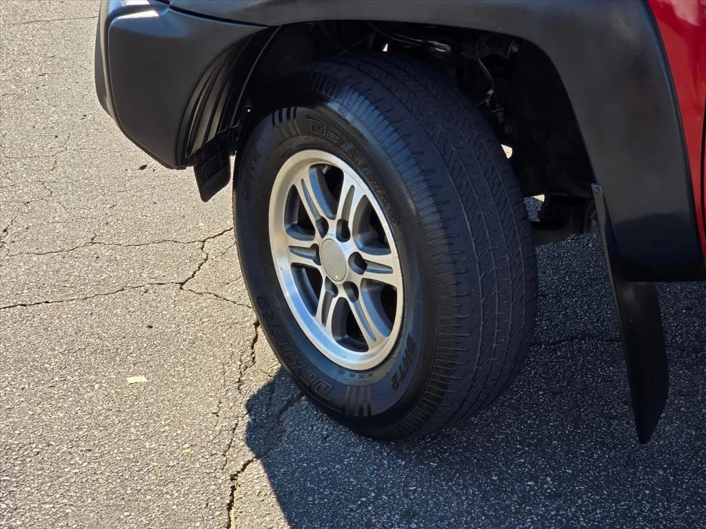 Used 2015 Red Toyota PreRunner image 27