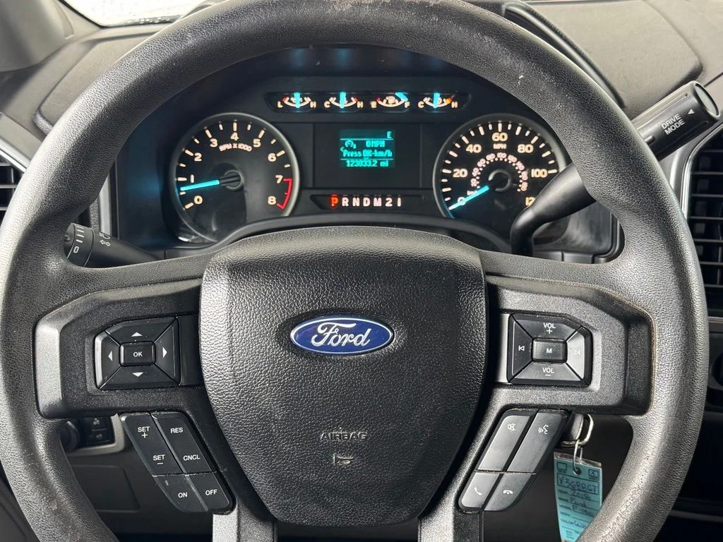 Used 2018 White Ford XLT image 32