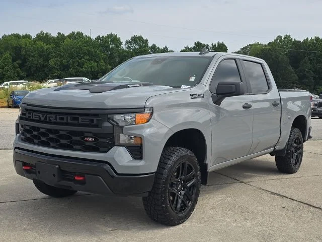 2025 Chevrolet Silverado 1500 Custom Trail Boss 4X4 Crew Cab Short Box's photo
