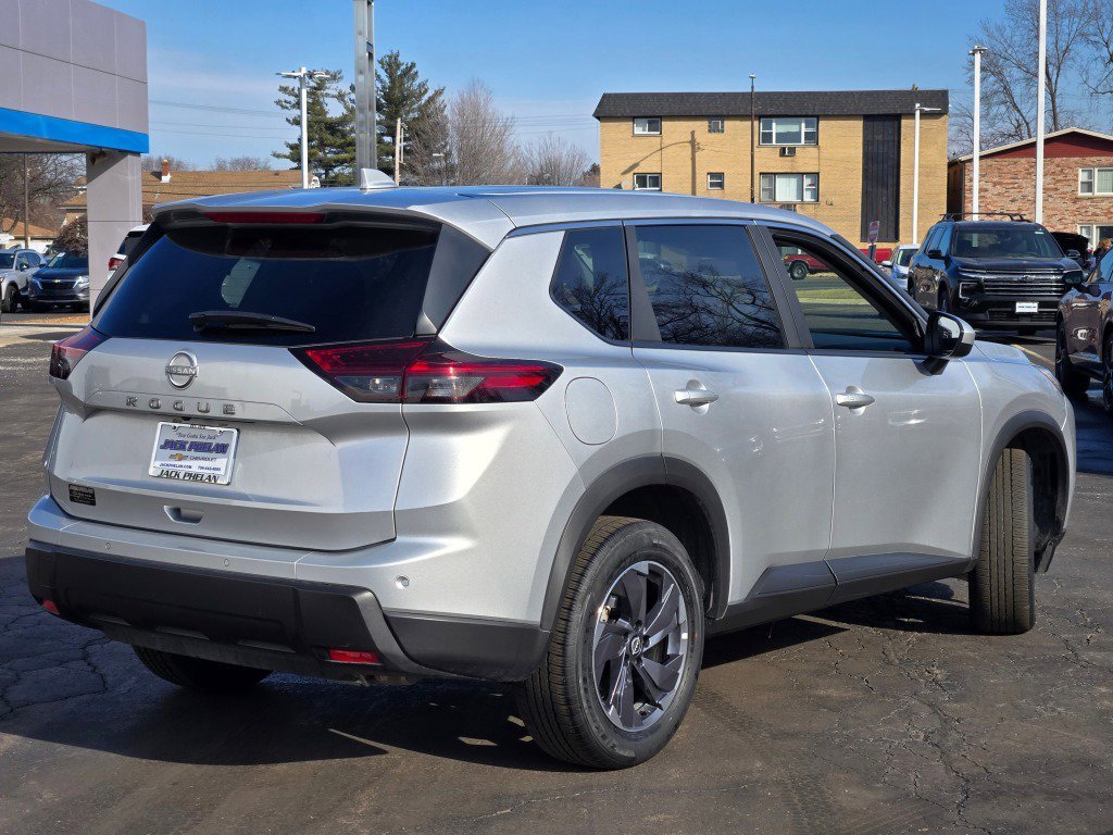 2025 Nissan Rogue SV - Photo 10