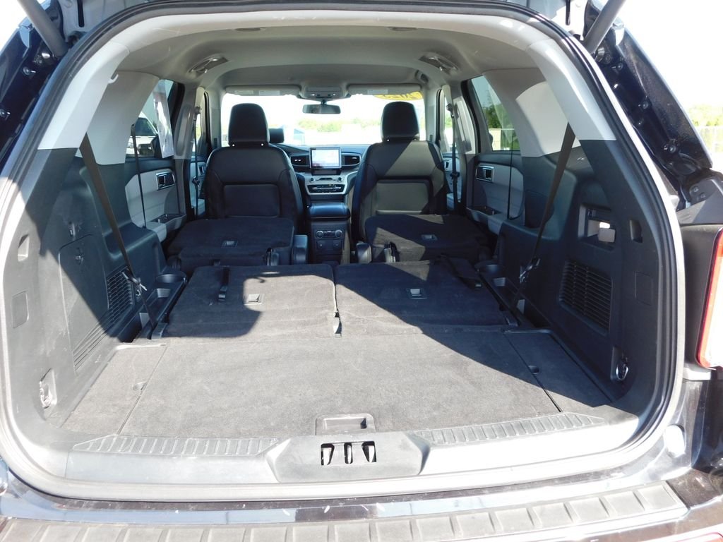 Used 2023 Black Ford XLT image 31