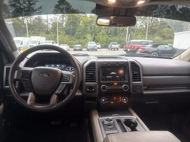Used 2018 Gray Ford XLT image 11