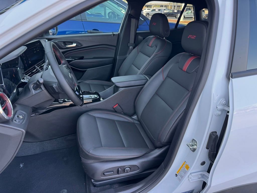 2026 Chevrolet Trax RS - Photo 16