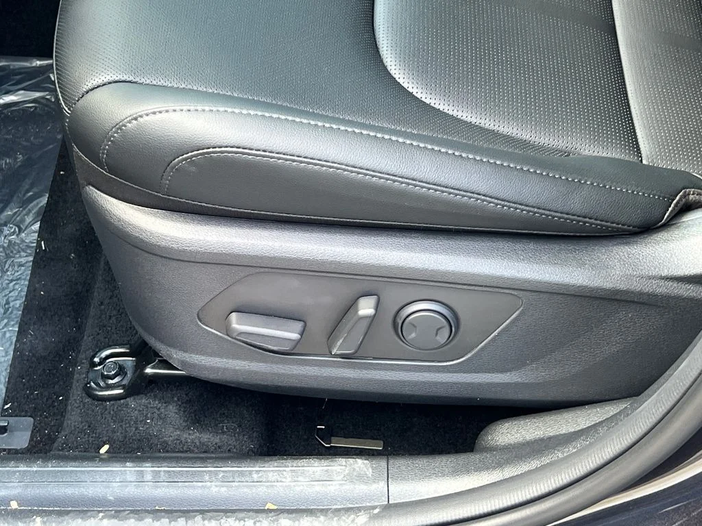 New 2026 Gray Kia EX image 30