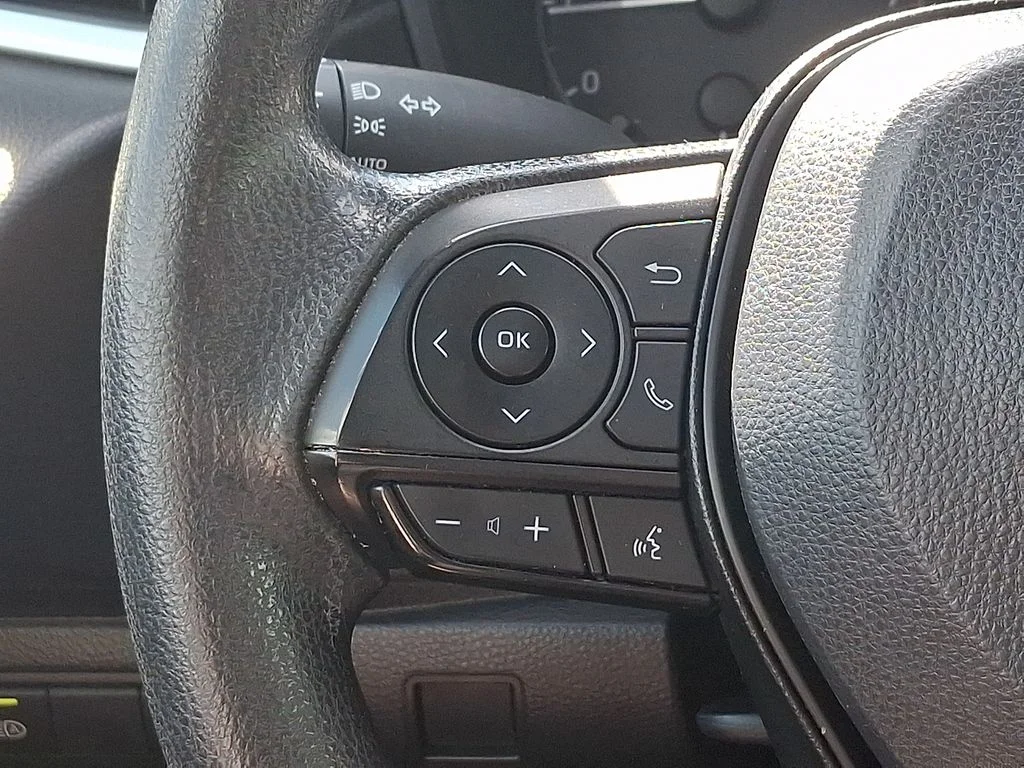 Used 2023  Toyota LE image 20