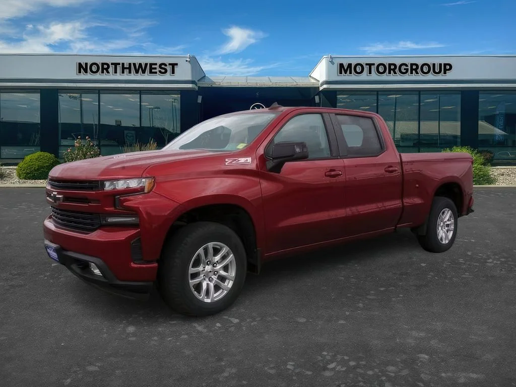Used 2022 Cherry Red Tintcoat Chevrolet RST image 3