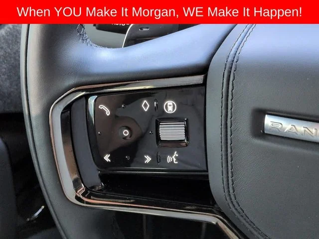 Used 2025  Land Rover Dynamic SE image 28