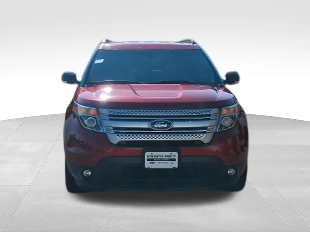 Used 2014 Ruby Red Metallic Tinted Clearcoat Ford XLT image 10