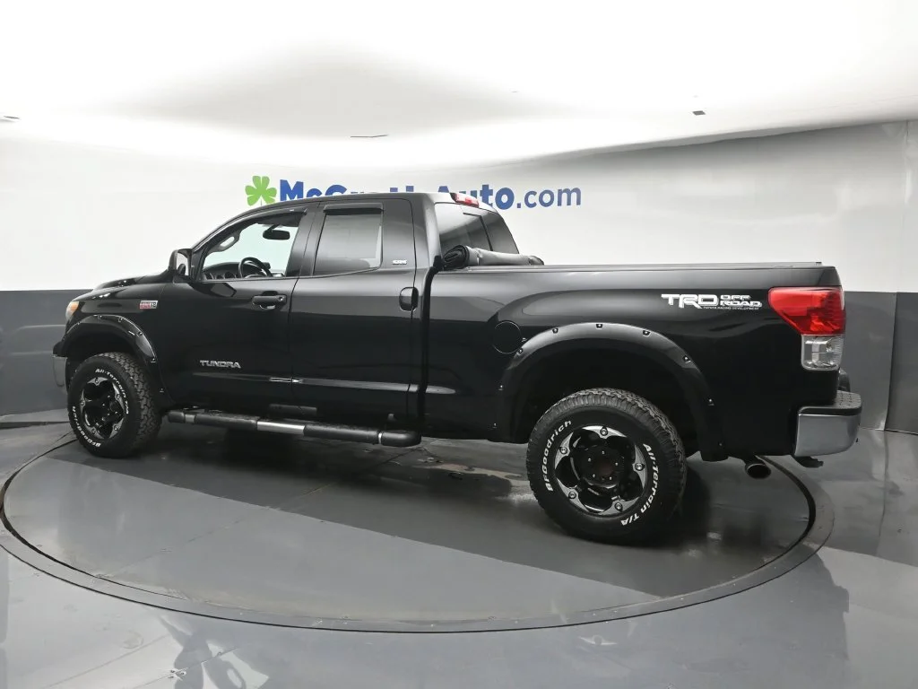 Used 2012 Black Toyota Grade image 25