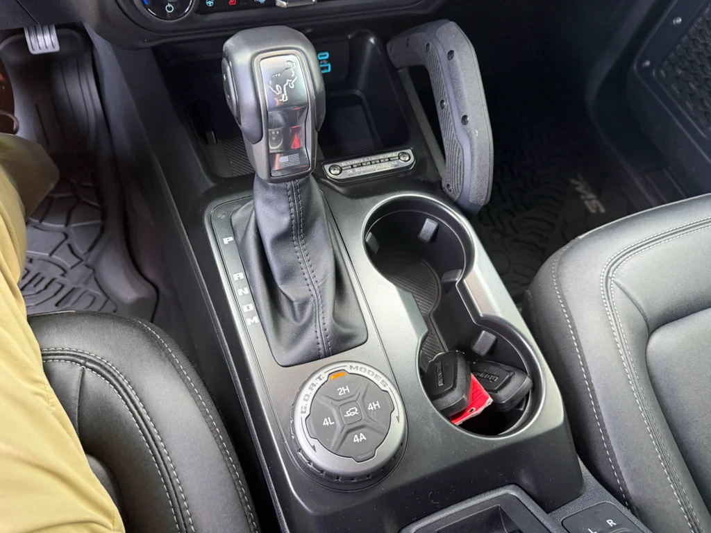 Used 2025 Gray Ford Badlands image 8