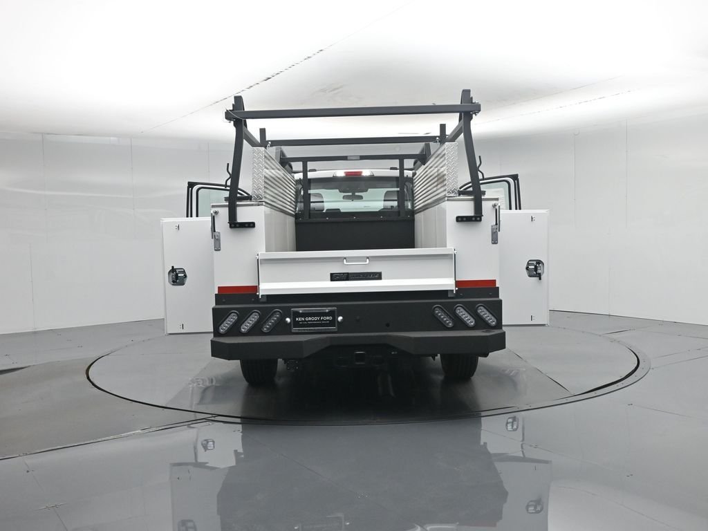 New 2026 Oxford White Ford XL image 35