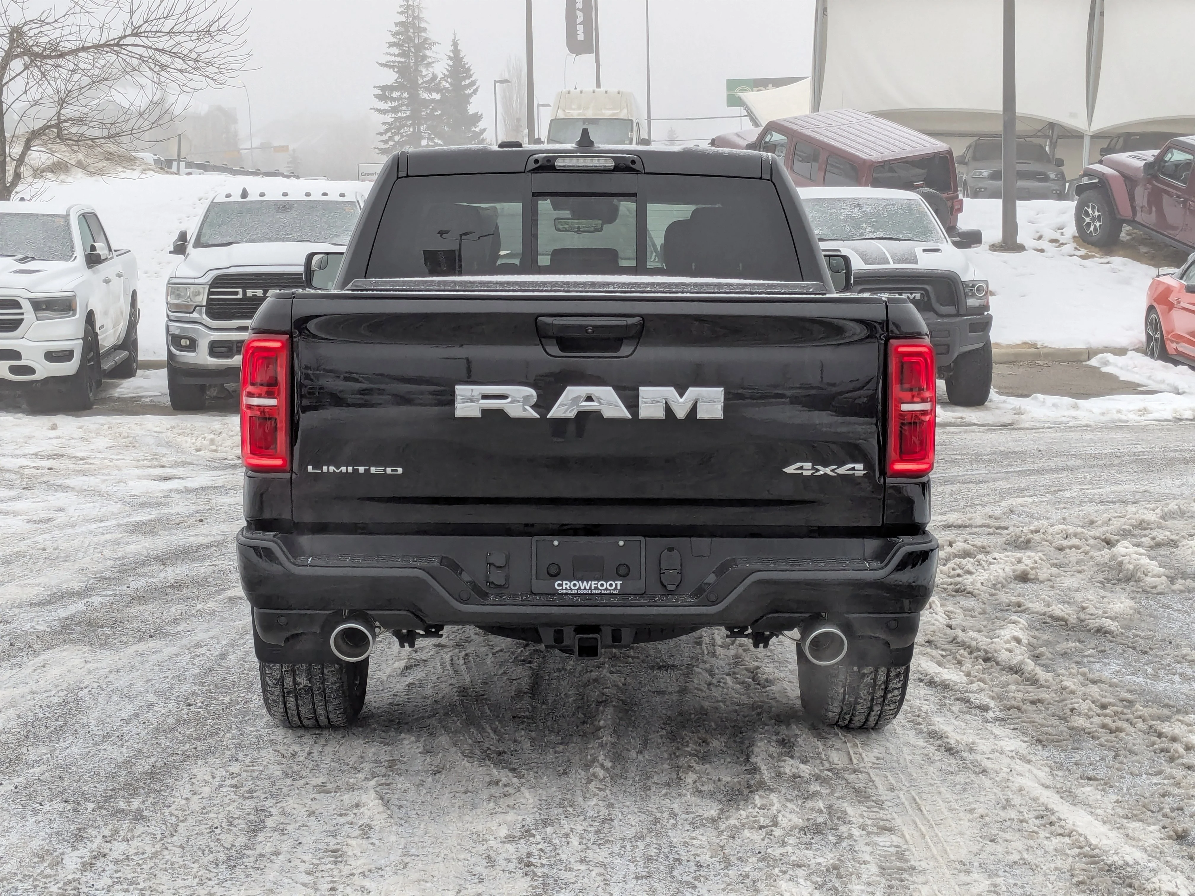 New 2026 Black RAM Limited - PANO SUNROOF - HEADS UP DISPLAY - RAMBOX CARGO & TONS MORE! image 7
