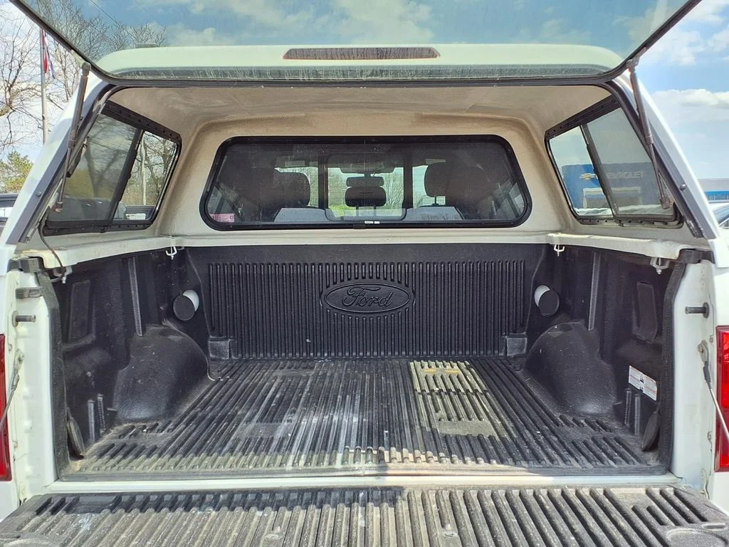 Used 2019 White Ford XLT image 8