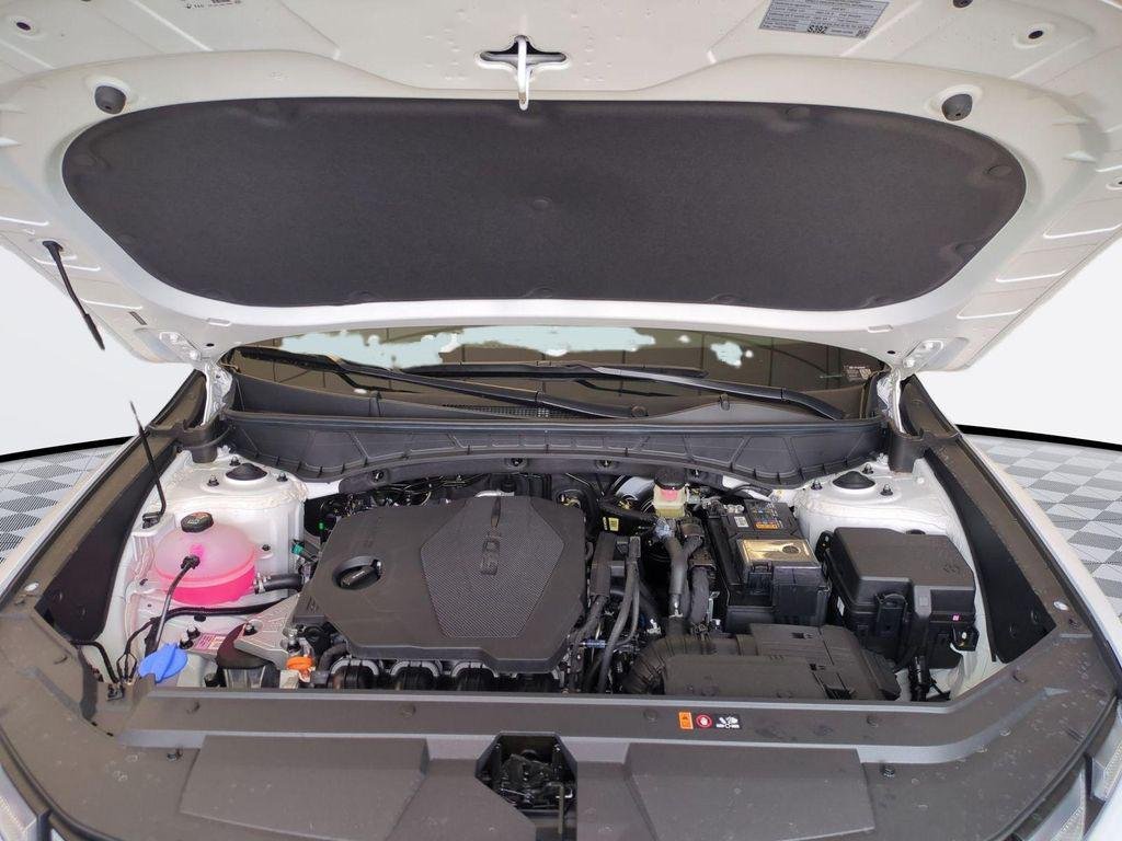New 2026 White Hyundai SEL AWD image 31