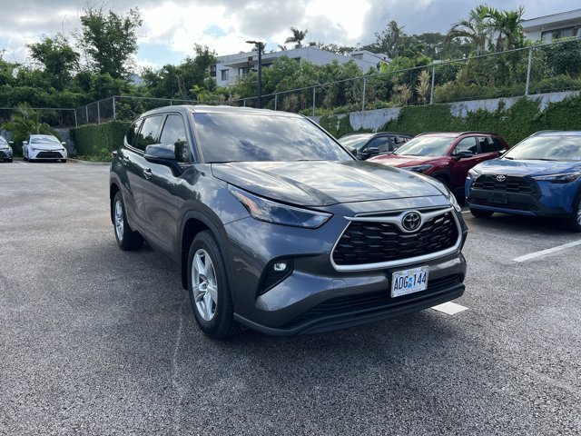 2022 Toyota Highlander LE