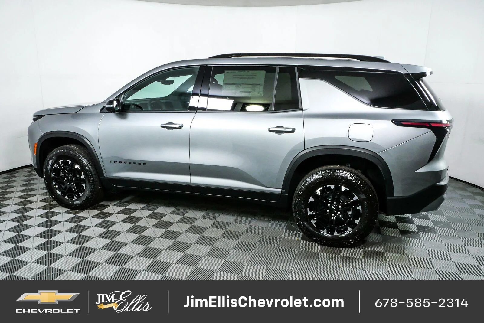 New 2027 Sterling Gray Metallic Chevrolet Z71 image 28