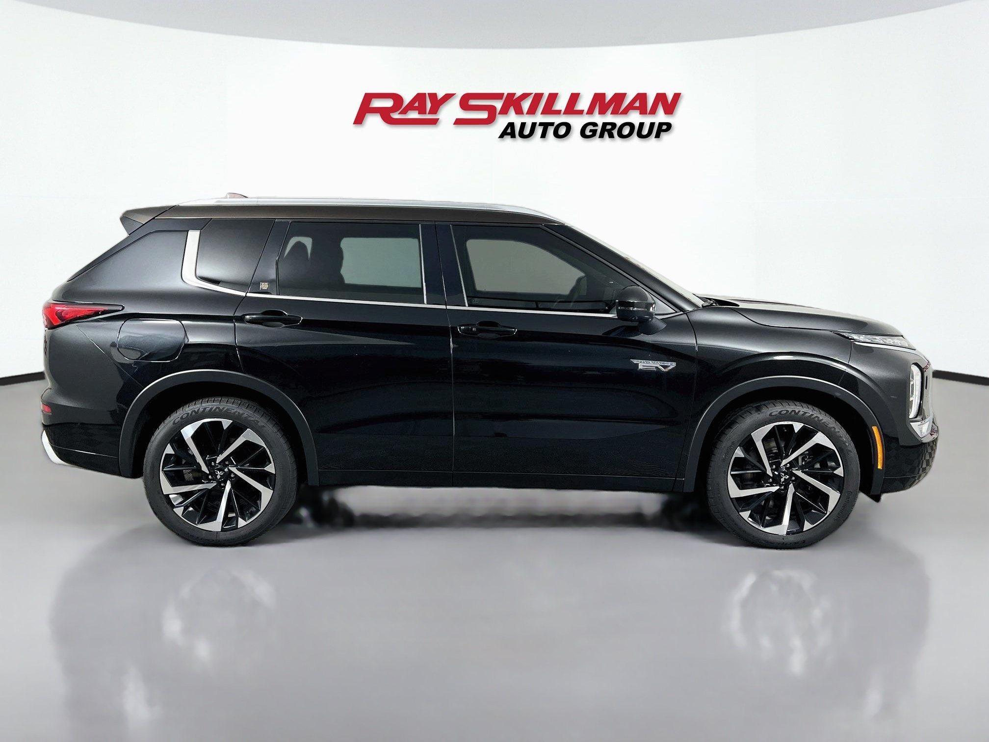 2023 Mitsubishi Outlander Plug-In Hybrid 40th Anniversary - Photo 8