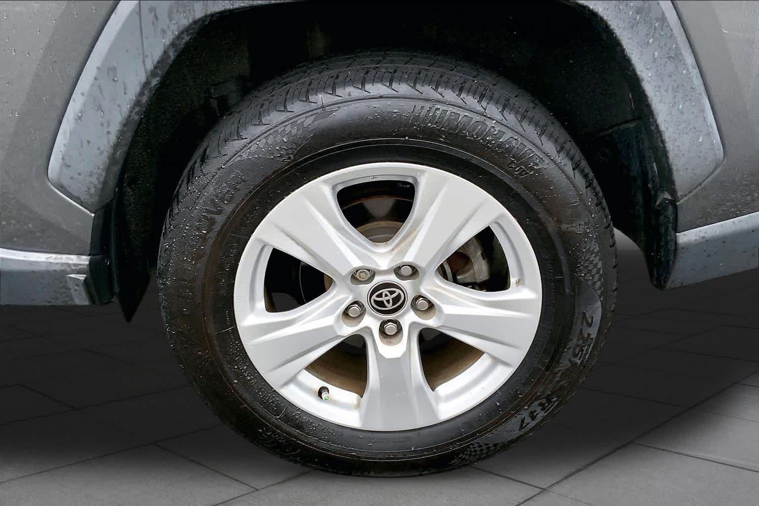 Used 2021 Magnetic Gray Metallic Toyota XLE image 10