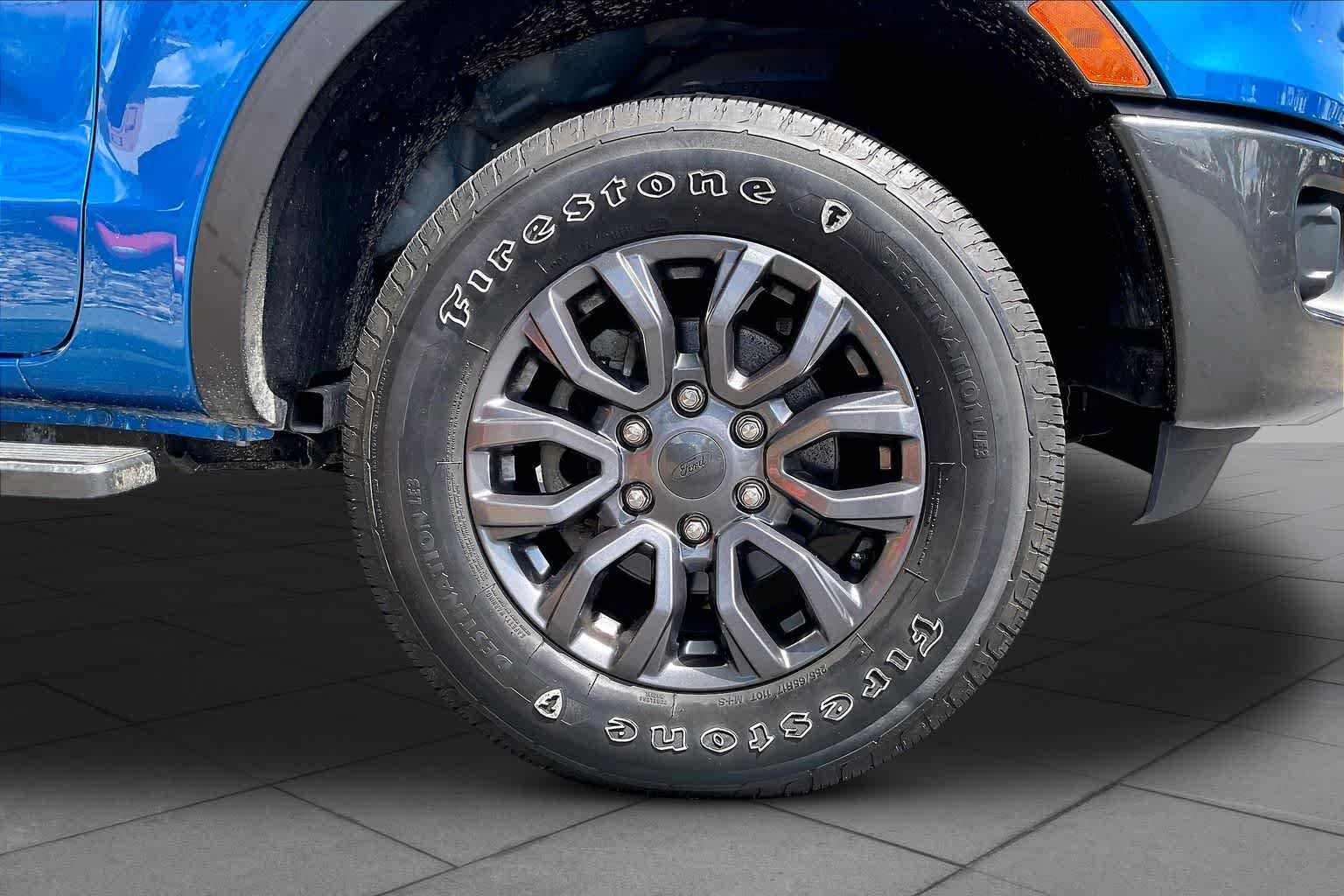 Used 2022 Velocity Blue Ford XLT image 10