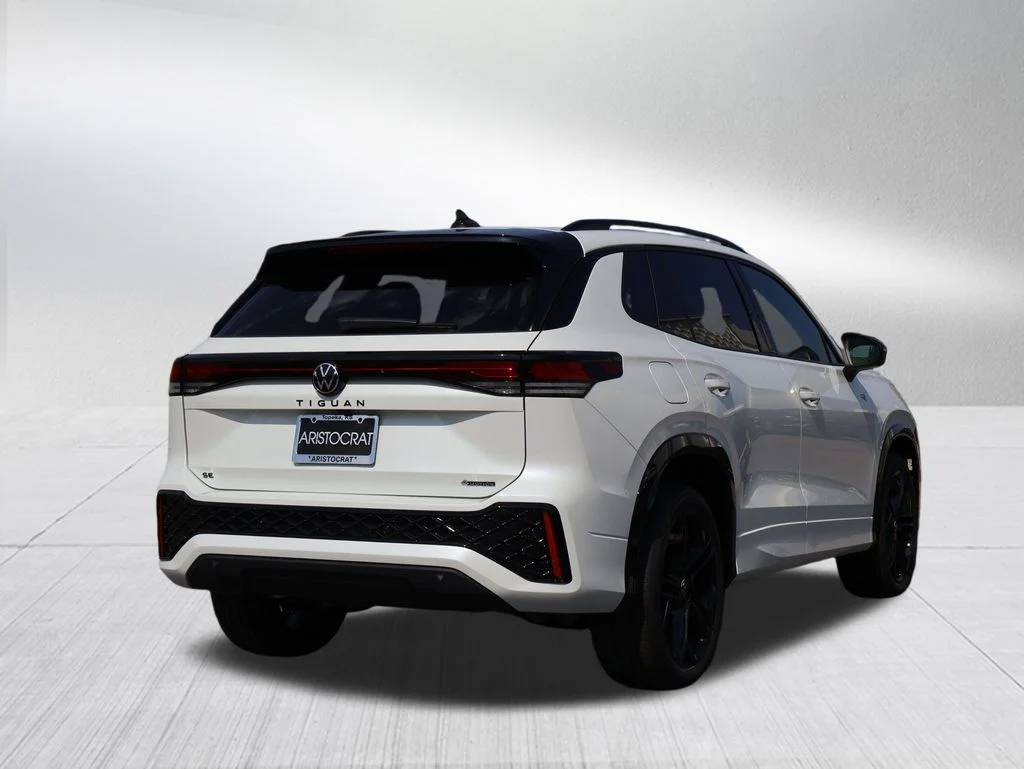 New 2026 White Volkswagen 2.0T SE R-Line Black image 23