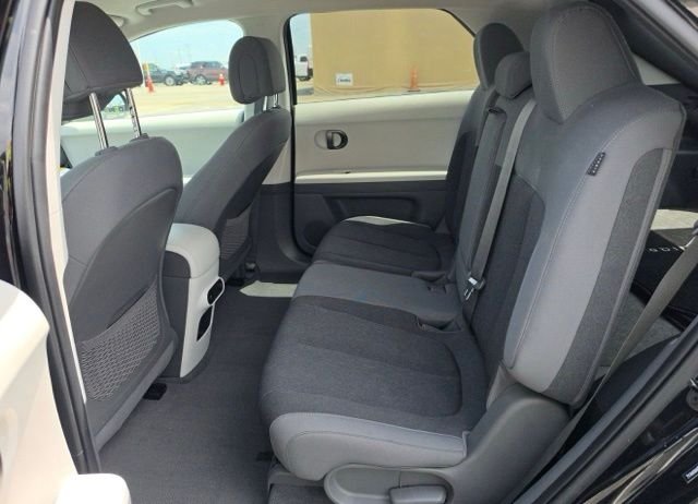 Certified Used 2025 Abyss Black Hyundai SE image 11