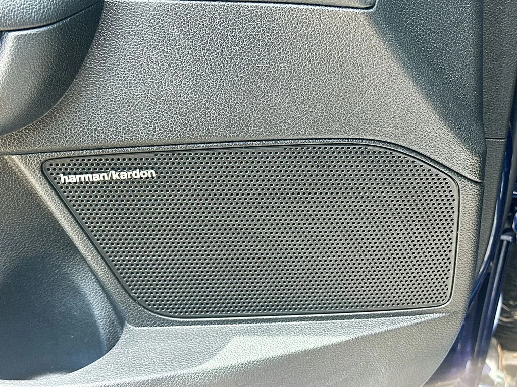 Certified Used 2020 Blue Kia SX image 19