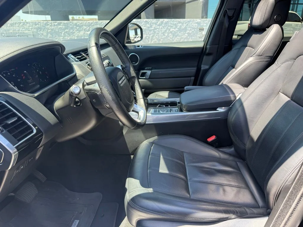 Used 2020 Black Land Rover HSE image 13