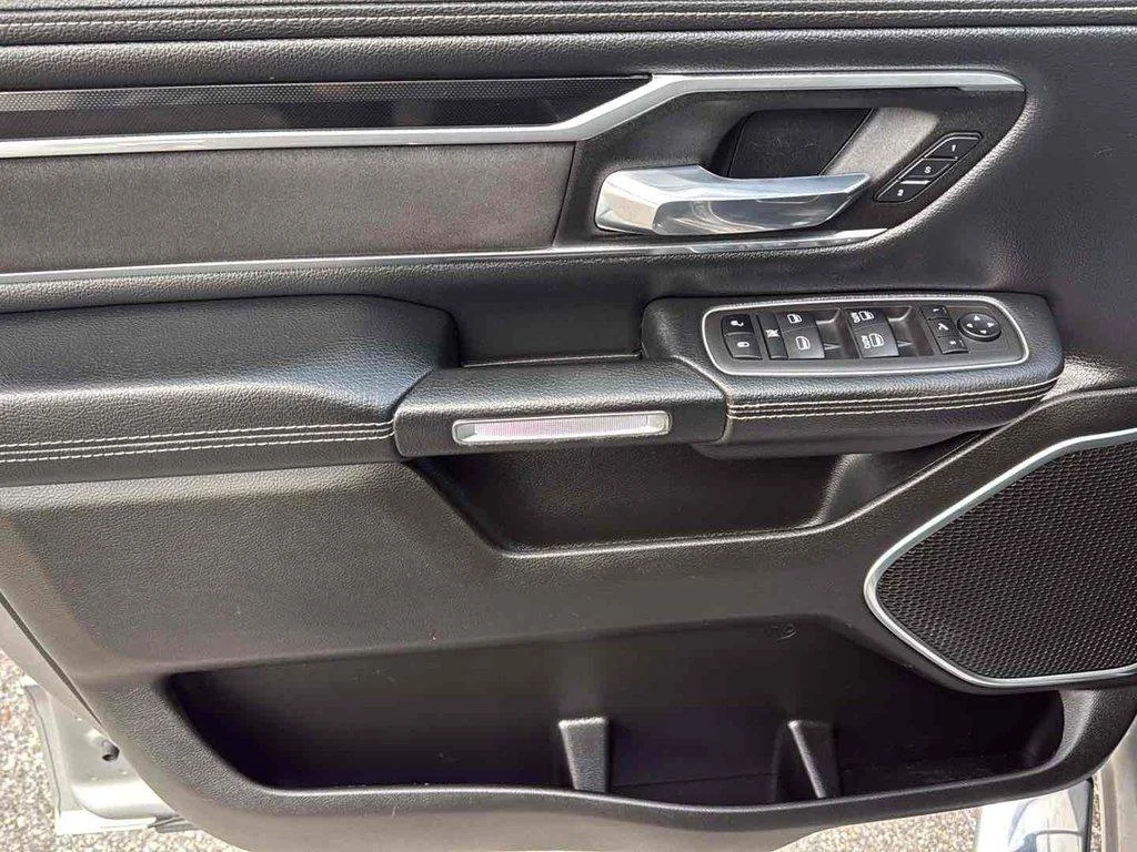 2022 RAM Ram 1500 Pickup Laramie - Photo 20