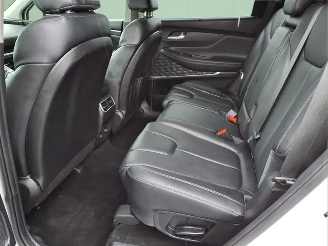 Used 2023 White Hyundai SEL image 12