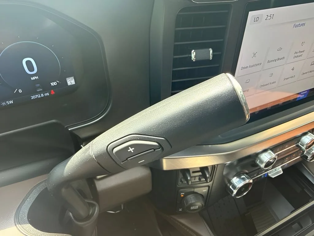 Used 2023  Ford XL image 15