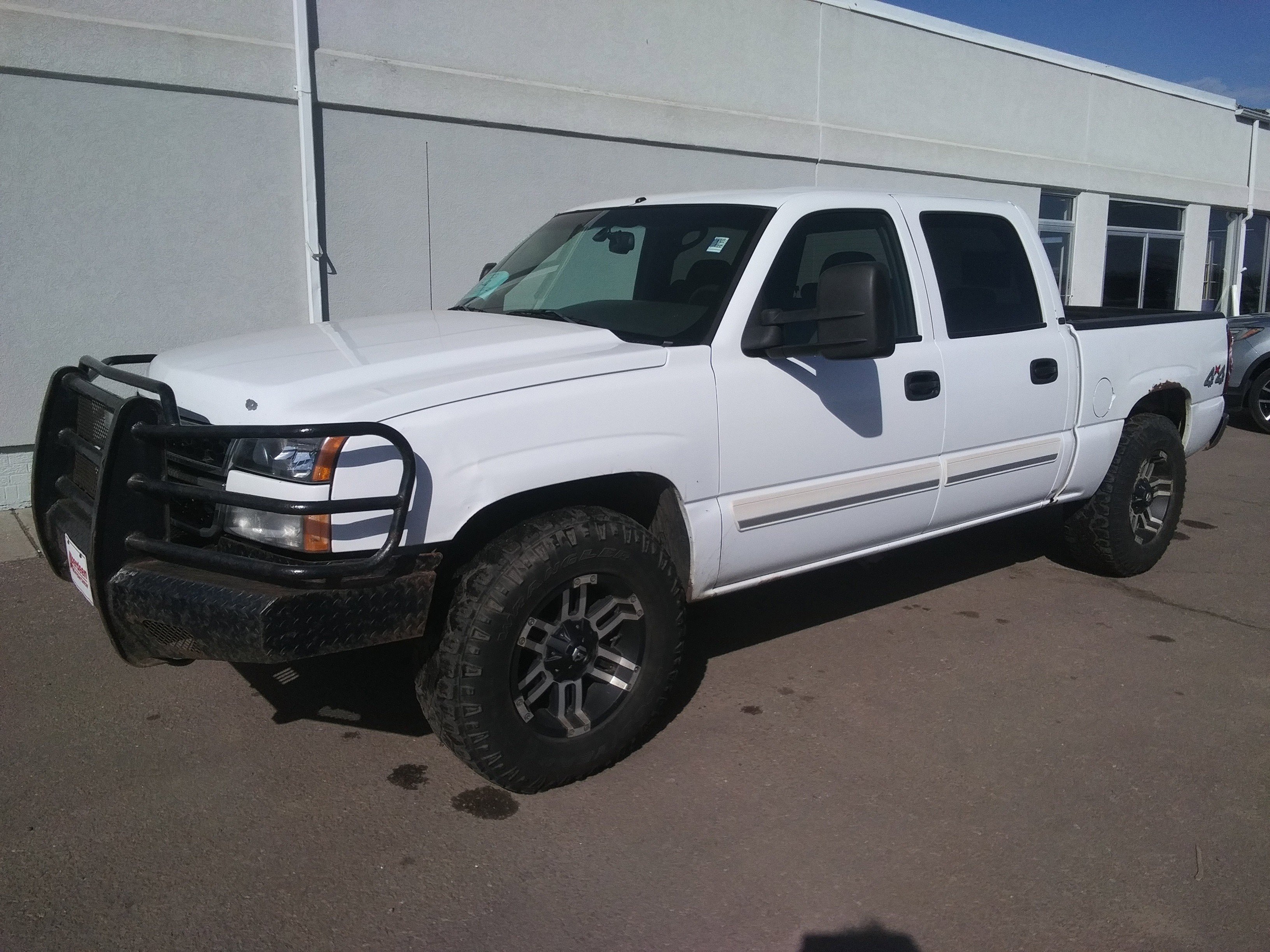 Used 2007 Chevrolet Silverado Classic 1500 LT1 with VIN 2GCEK13Z271112796 for sale in Aberdeen, SD