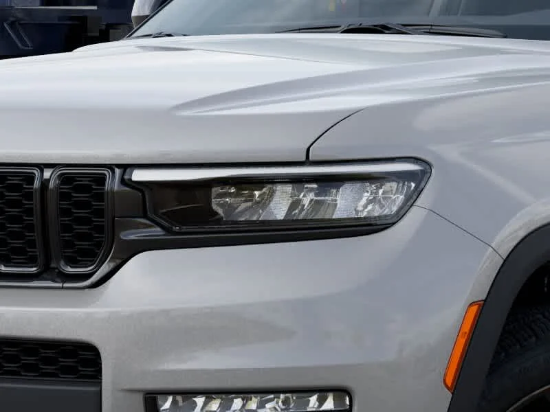 New 2025 Silver Zynith Jeep Limited image 10