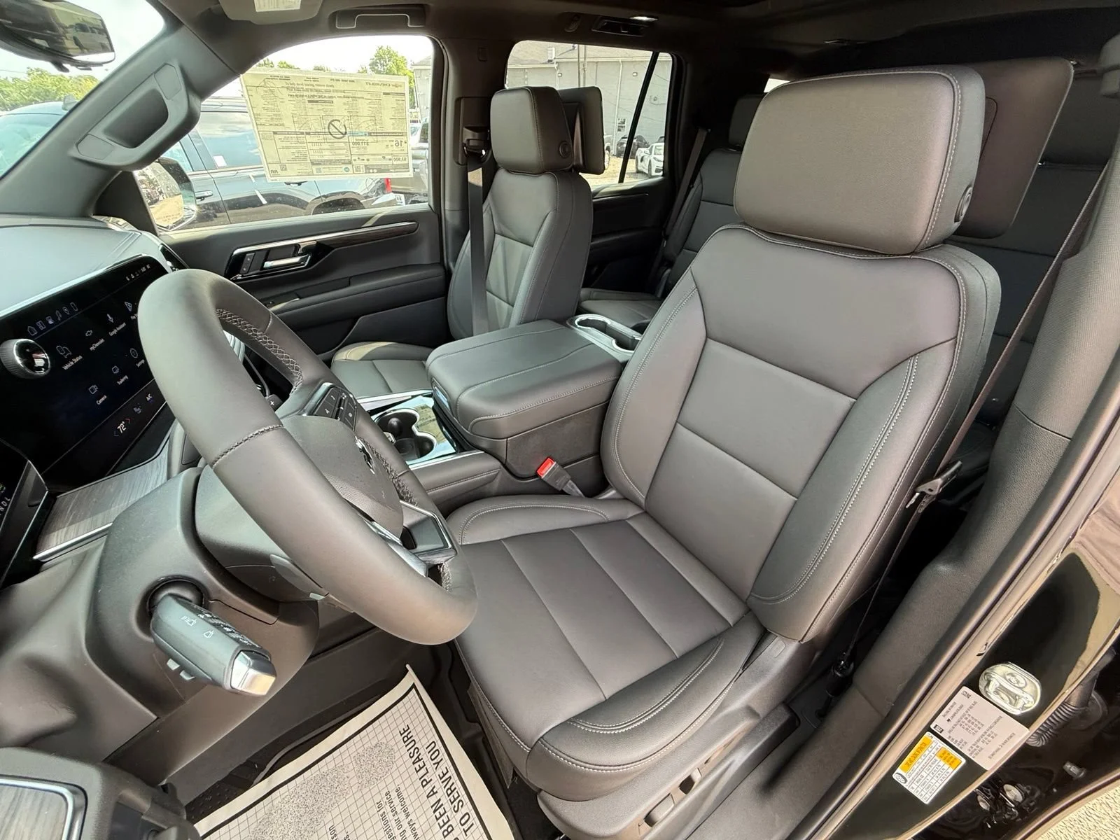 2026 Chevrolet Tahoe Z71 - Photo 16