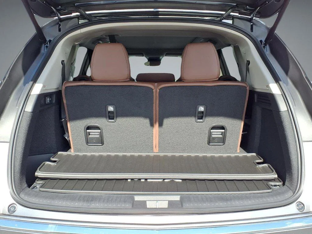 New 2026 Liquid Carbon Metallic Acura Technology Package image 12