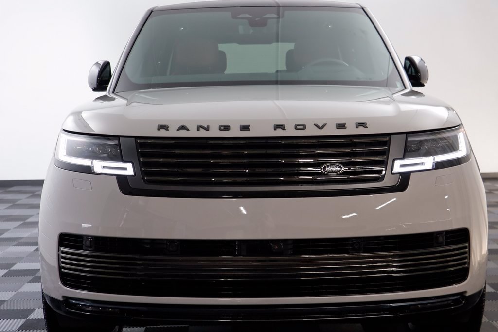 New 2026 Borasco Grey LAND ROVER SV Signature Suite image 28