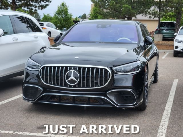 2024 Mercedes-Benz S-Class S 63 E-Performance's photo