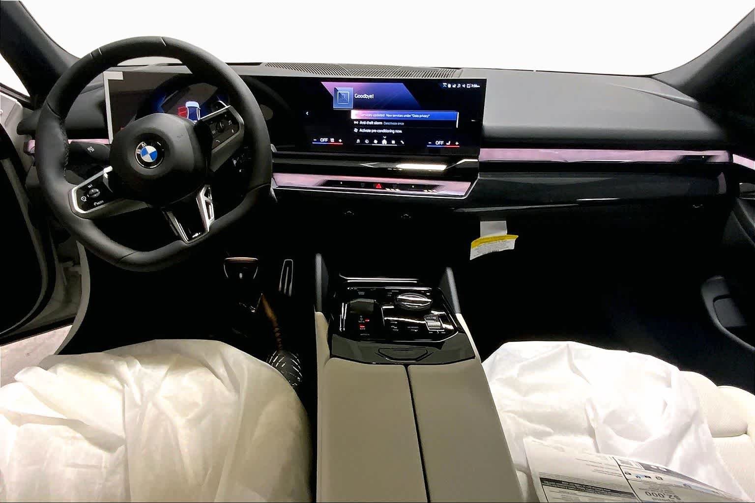 New 2027 300/Alpine Whit BMW 530i xDrive image 5