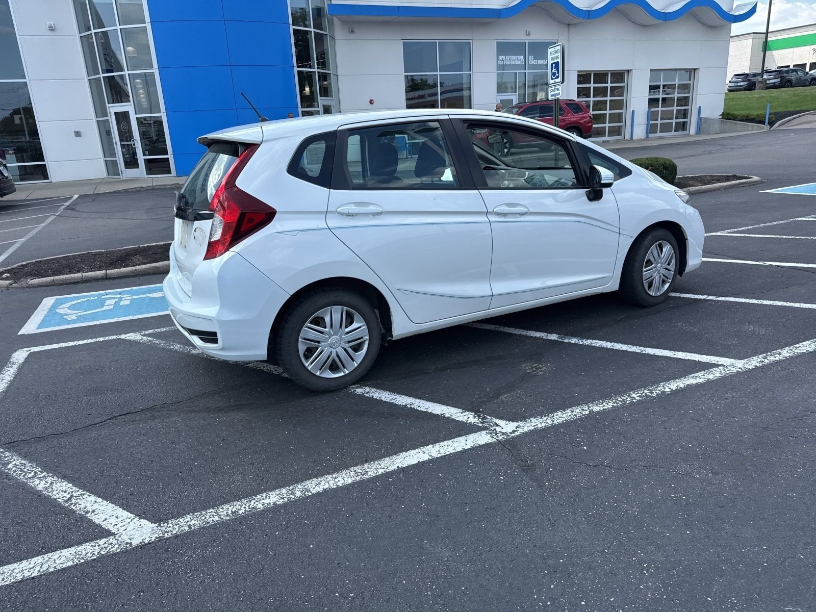 Used 2020 Platinum White Pearl Honda LX image 18