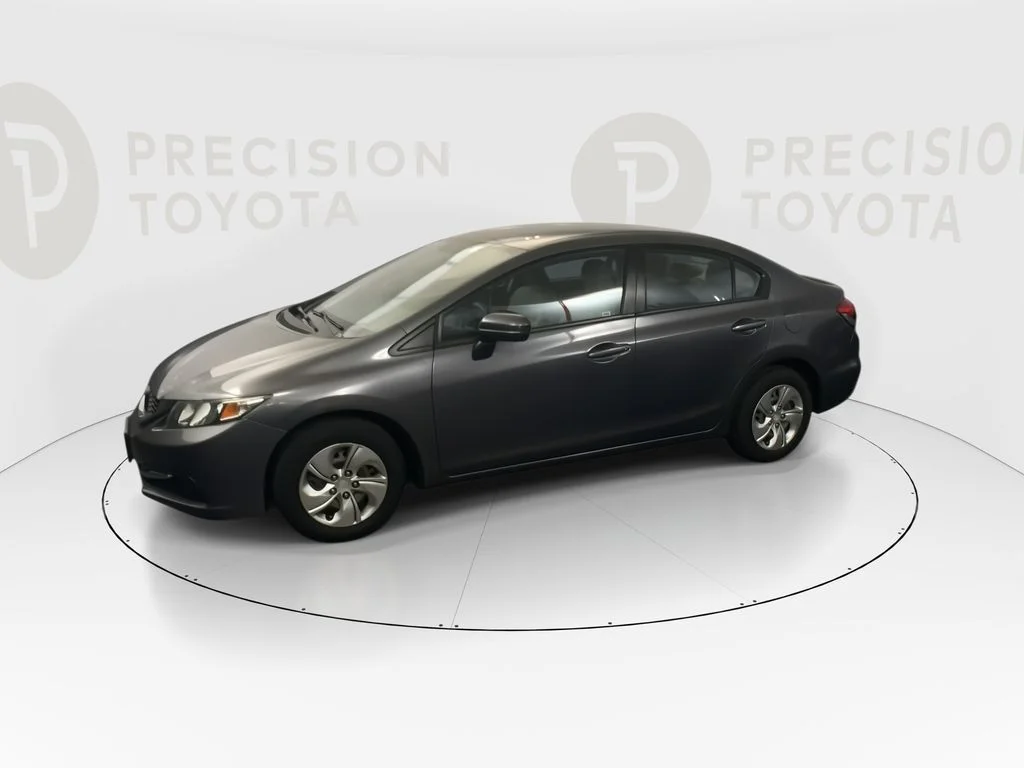 Used 2015 Modern Steel Metallic Honda LX image 10