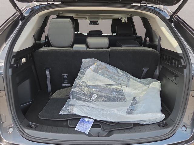 Used 2026 Machine Gray Mazda 3.3 Turbo Preferred image 37