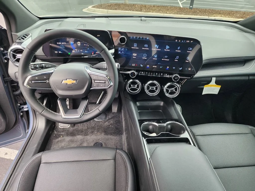 2025 Chevrolet Blazer EV LT - Photo 18