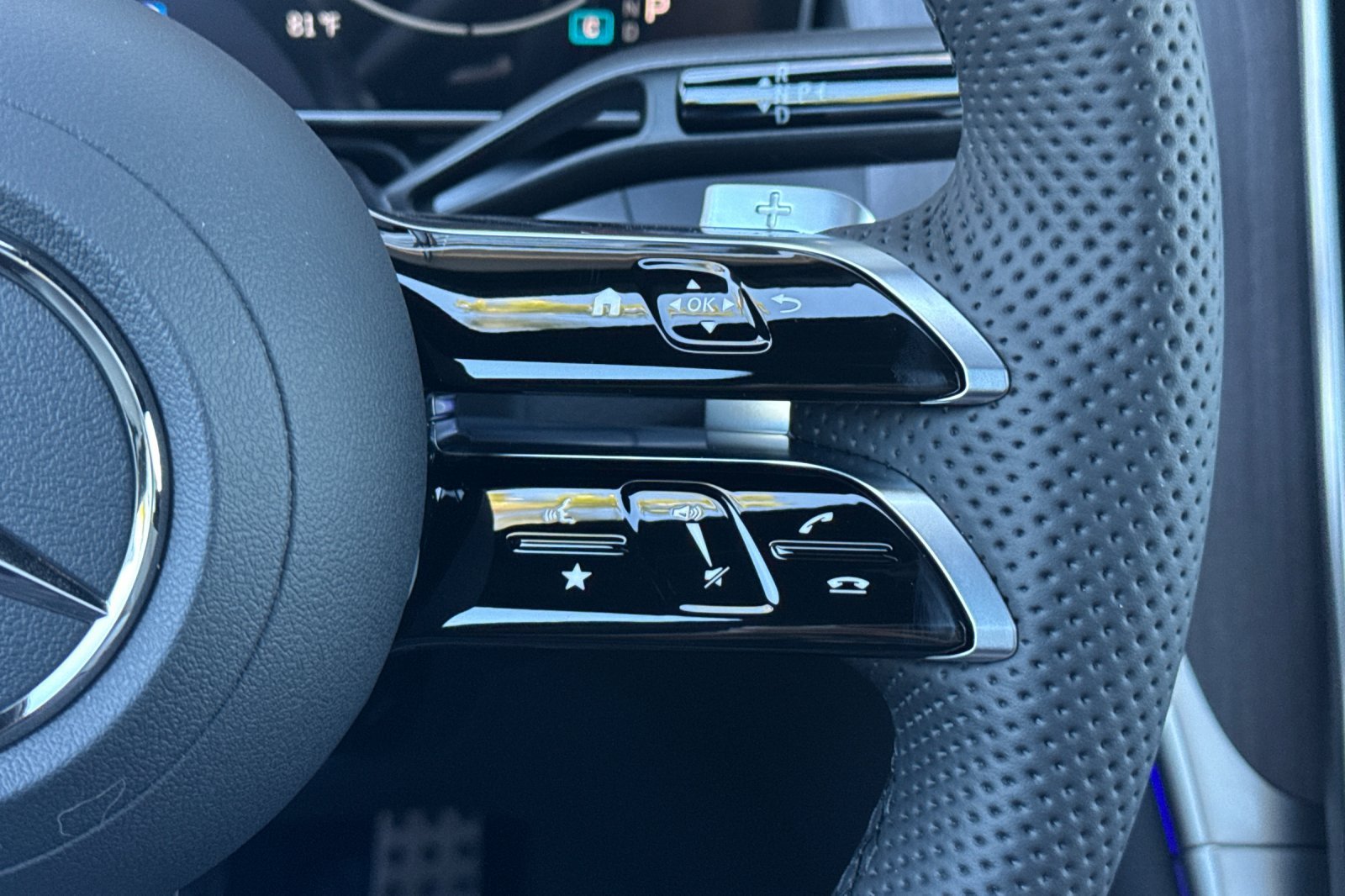 New 2027 Polar White Mercedes-Benz GLC 300 Coupe image 30