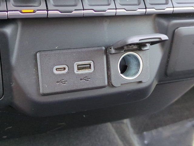 Used 2020 Gray GMC Elevation image 21