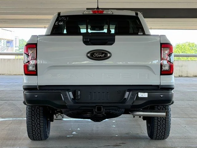 New 2026 Avalanche Ford Lariat image 5