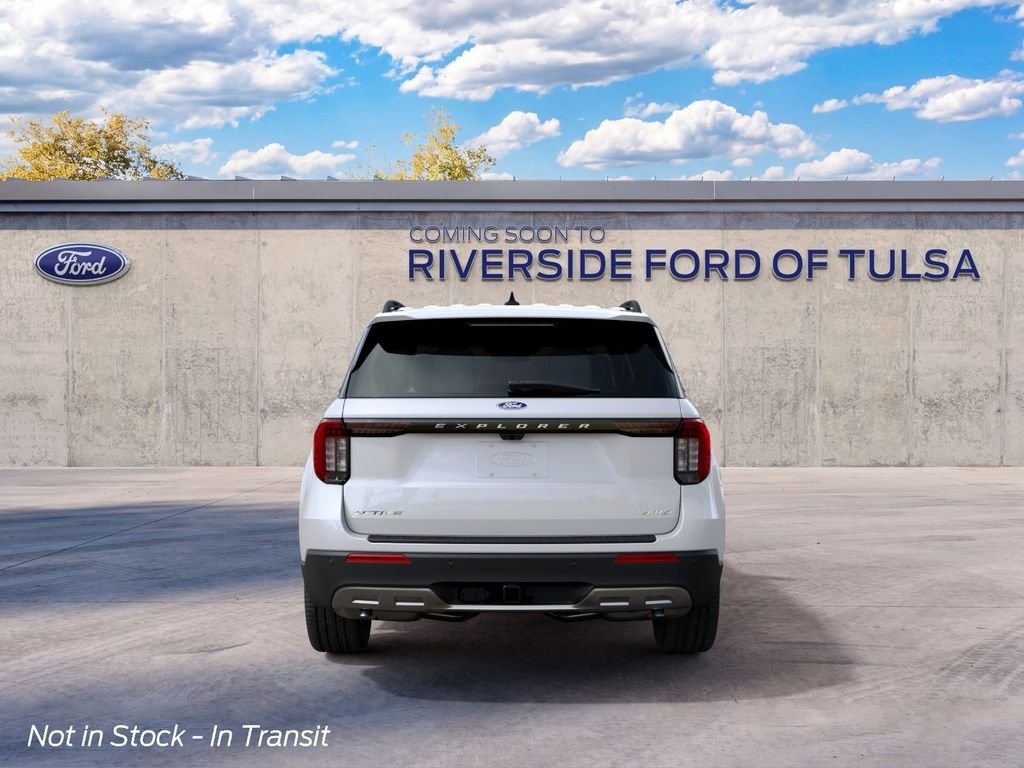 New 2027 Star White Metallic Tri-Coat Ford Active image 5