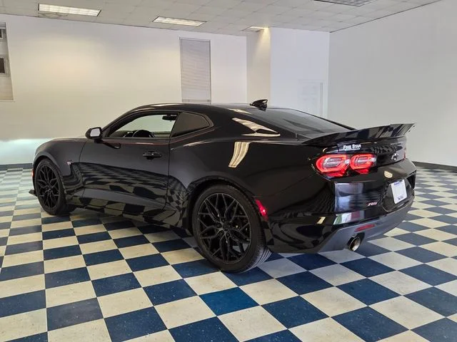 Used 2021 Black Chevrolet 2LT image 5