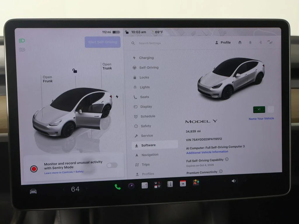 Used 2023 White Tesla Long Range image 4