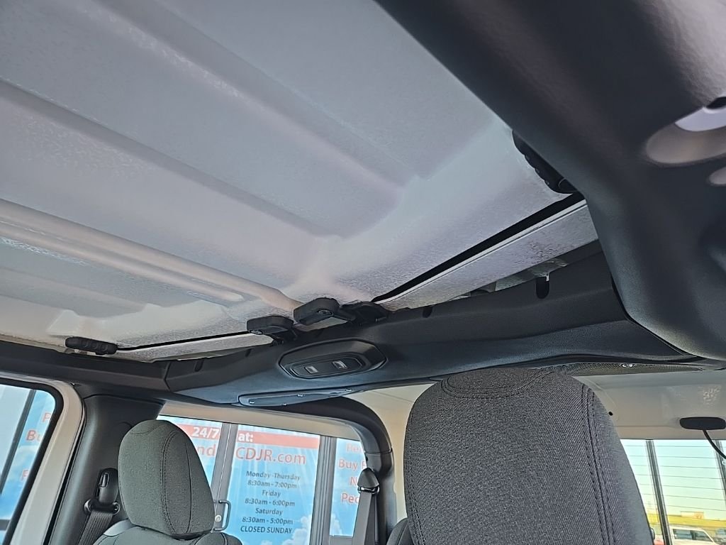 2026 Jeep Wrangler 2-Door Sport - Photo 32